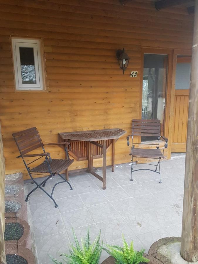 Ferienwohnungen! Kleine Bungalows Mit Terrasse! Stockhausen-Illfurth Exteriör bild