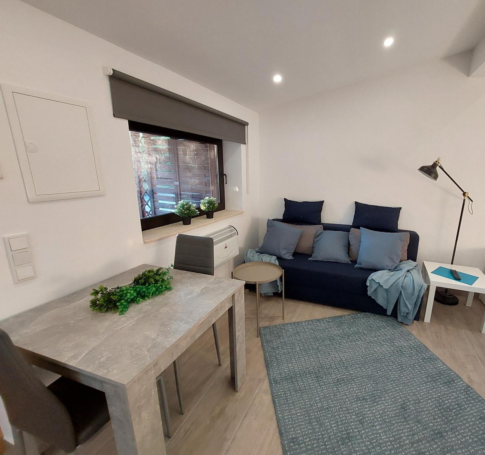 Ferienwohnungen! Kleine Bungalows Mit Terrasse! Stockhausen-Illfurth Exteriör bild