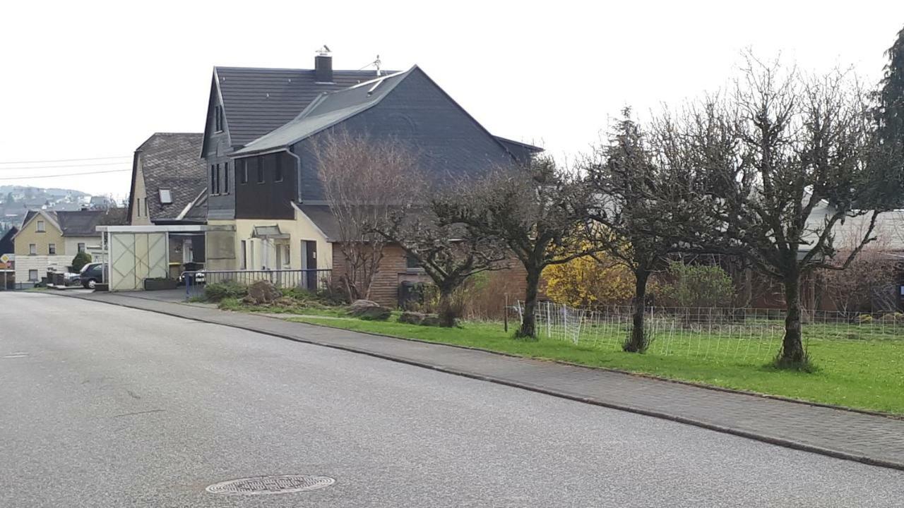 Ferienwohnungen! Kleine Bungalows Mit Terrasse! Stockhausen-Illfurth Exteriör bild